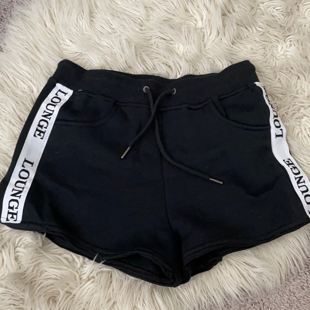 LOUNGE Shorts